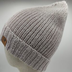 Ručně pletená čepice