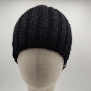 Vlněná čepice černá