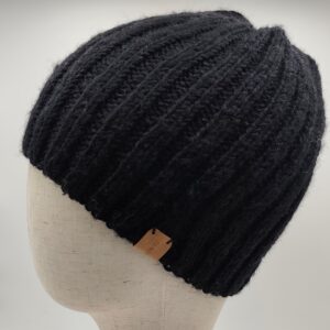 Vlněná čepice černá