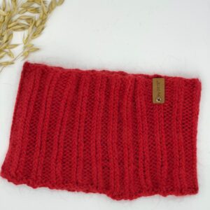 Čelenka nebo nákrčník z vlny