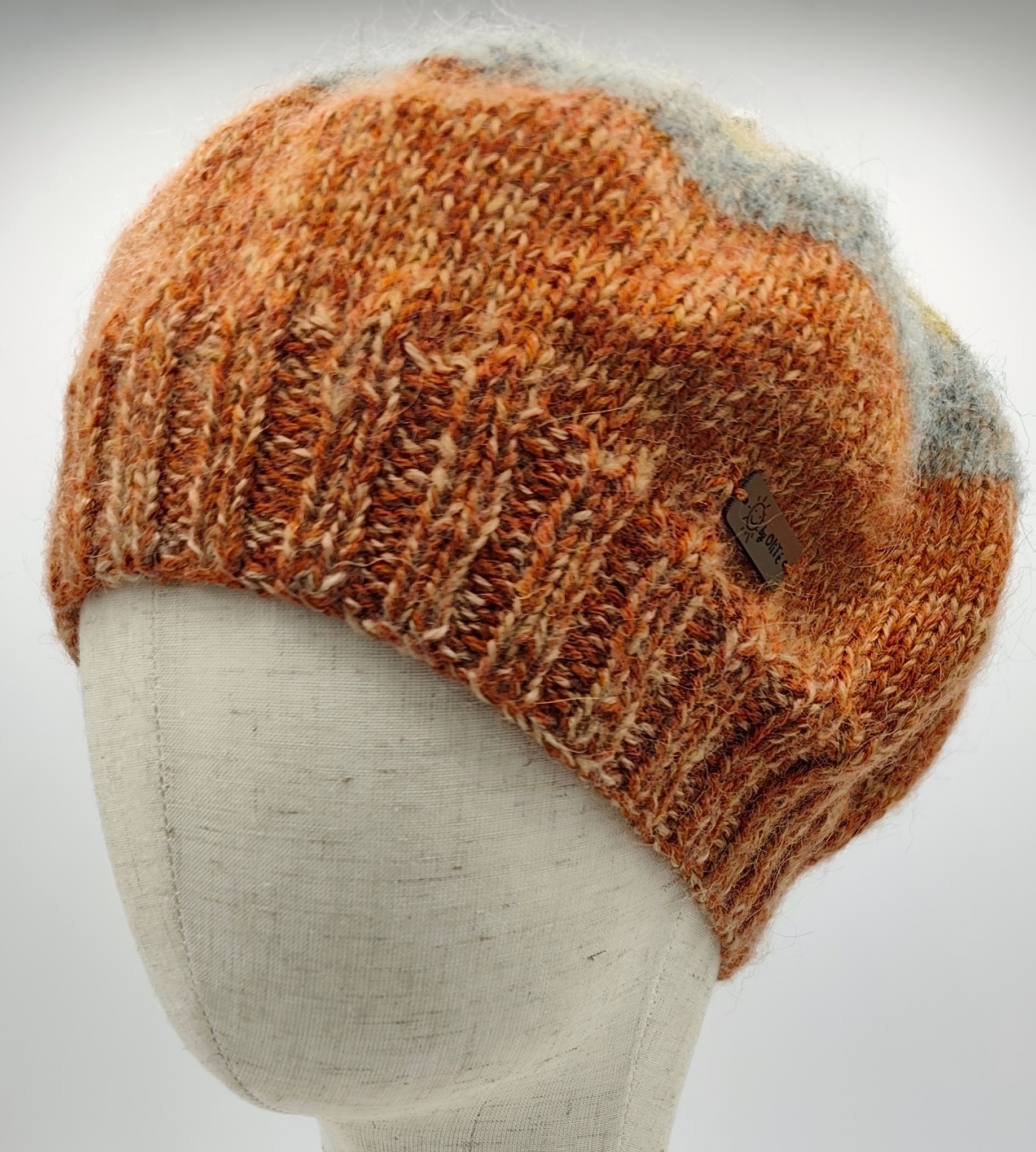 Vlněný baret pruhovaný 3 Vlněný baret pruhovaný