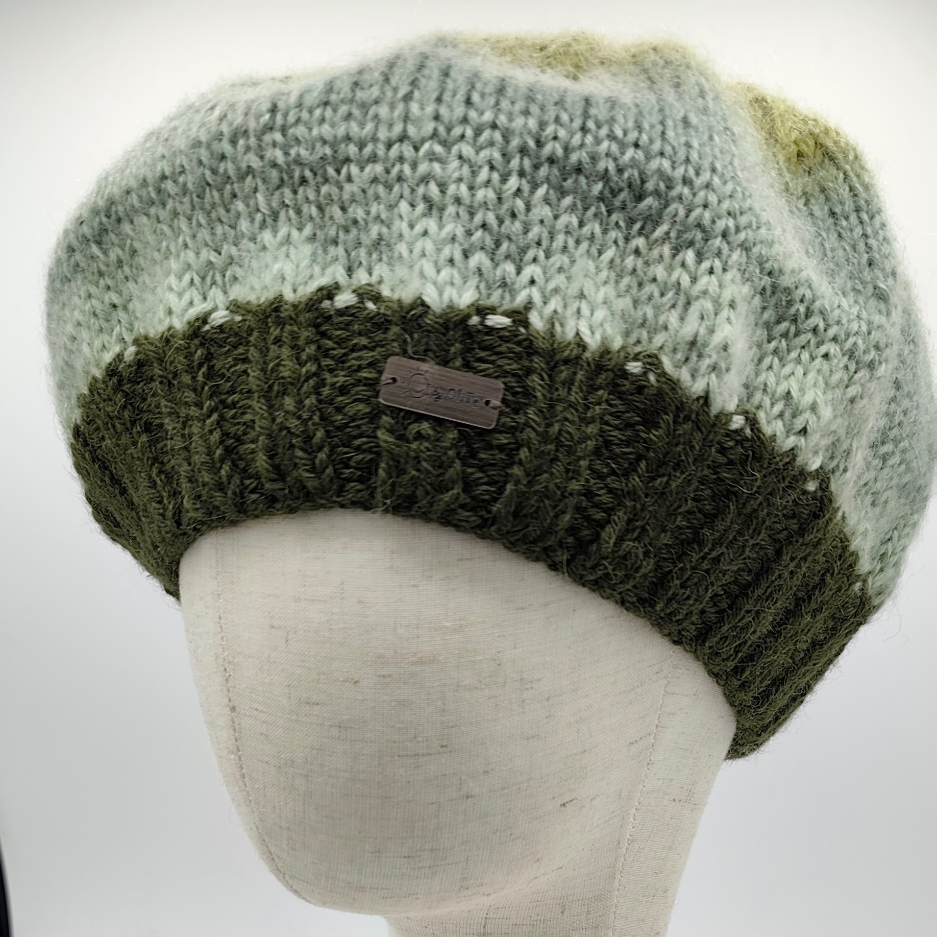 Vlněný pletený baret ombré 3 Vlněný pletený baret ombré