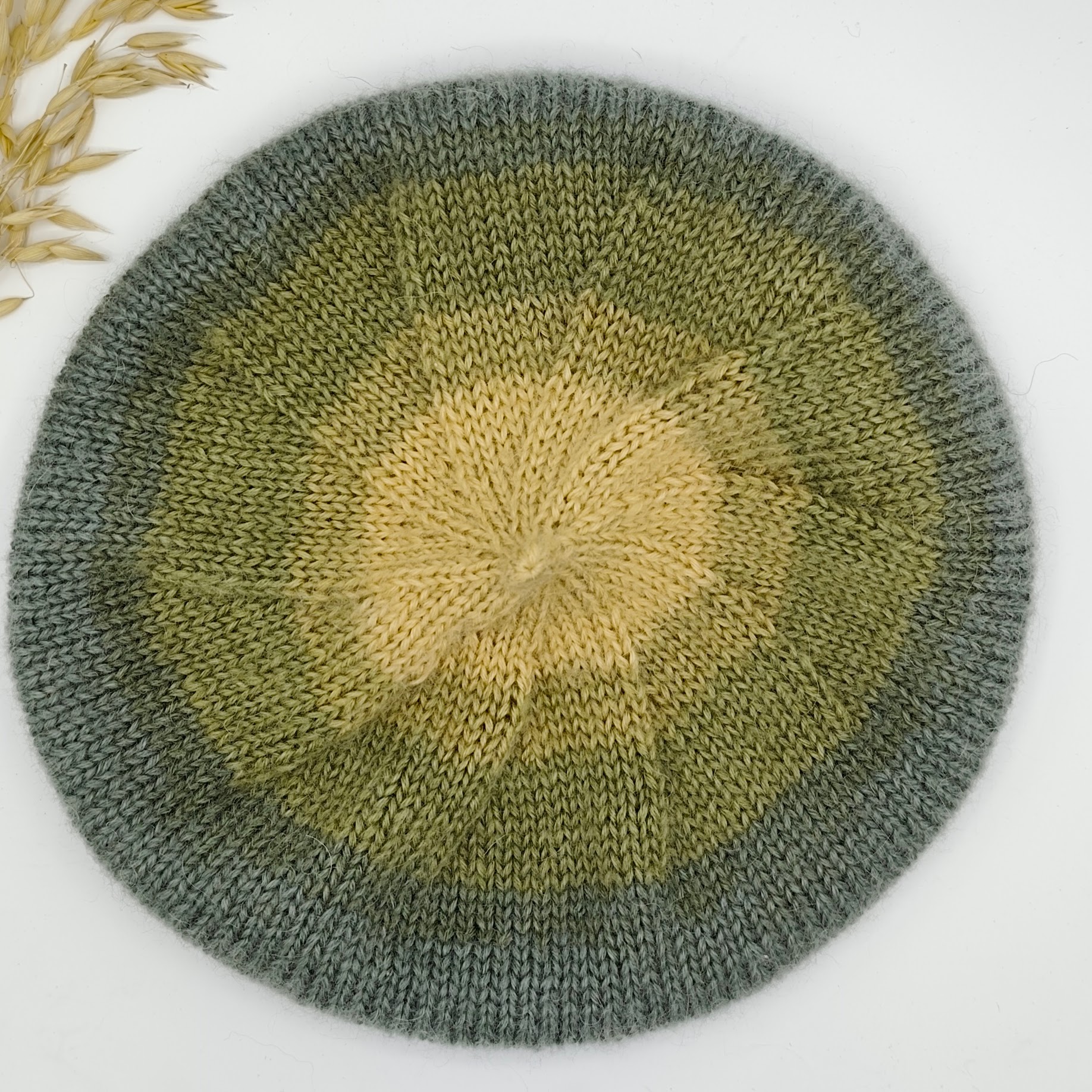 Vlněný pletený baret ombré 4 Vlněný pletený baret ombré